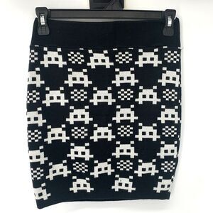 Nameless Womens Size M‎ Black Space Invaders Stretchy Short Pencil Skirt